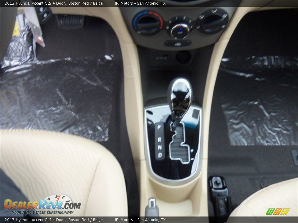 2013 Hyundai Accent GLS 4 Door Boston Red / Beige Photo #13