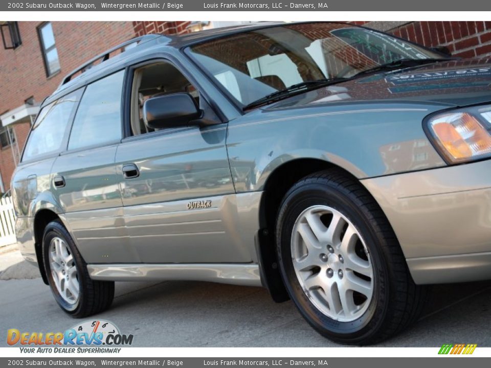 2002 Subaru Outback Wagon Wintergreen Metallic / Beige Photo #35