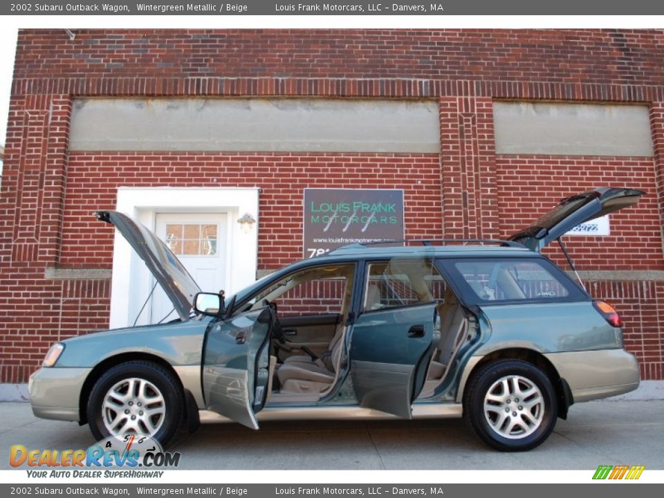 2002 Subaru Outback Wagon Wintergreen Metallic / Beige Photo #36