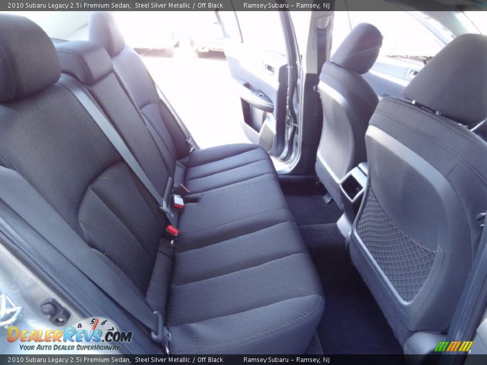 2010 Subaru Legacy 2.5i Premium Sedan Steel Silver Metallic / Off Black Photo #22