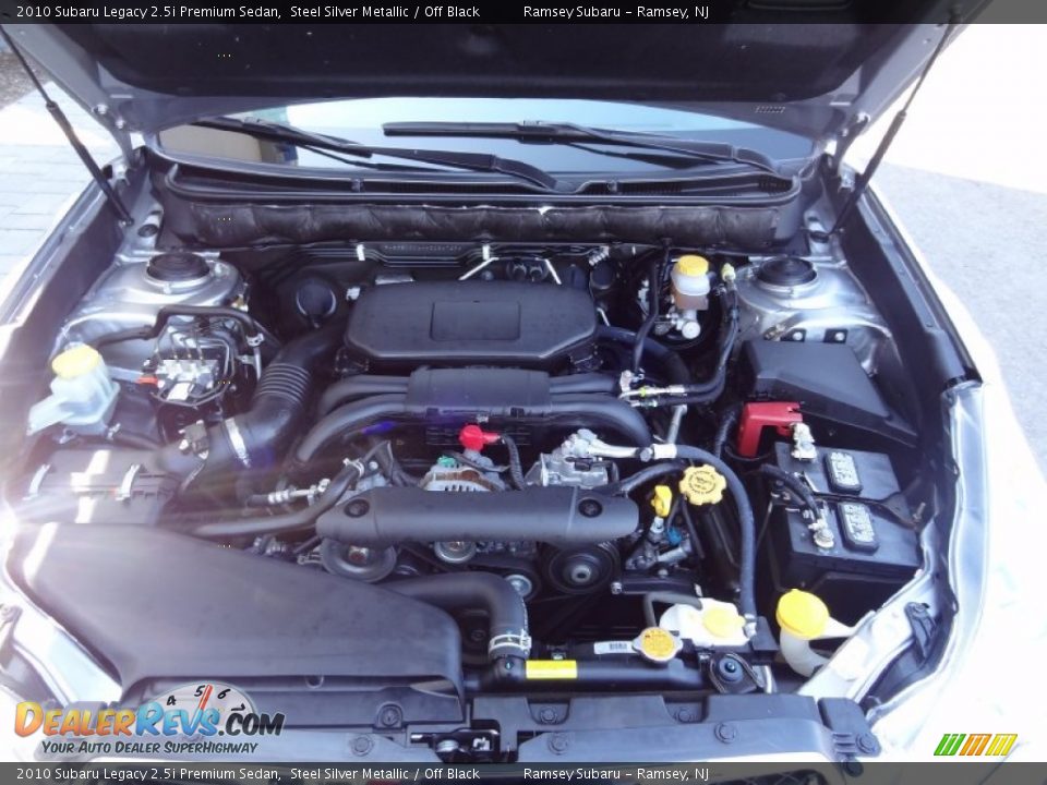 2010 Subaru Legacy 2.5i Premium Sedan Steel Silver Metallic / Off Black Photo #31