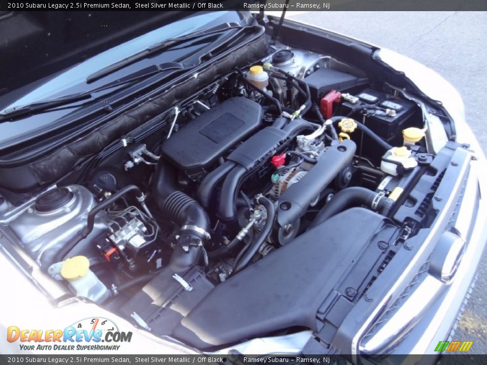 2010 Subaru Legacy 2.5i Premium Sedan Steel Silver Metallic / Off Black Photo #33