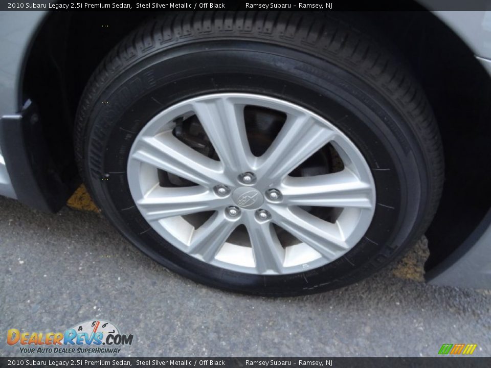 2010 Subaru Legacy 2.5i Premium Sedan Steel Silver Metallic / Off Black Photo #34
