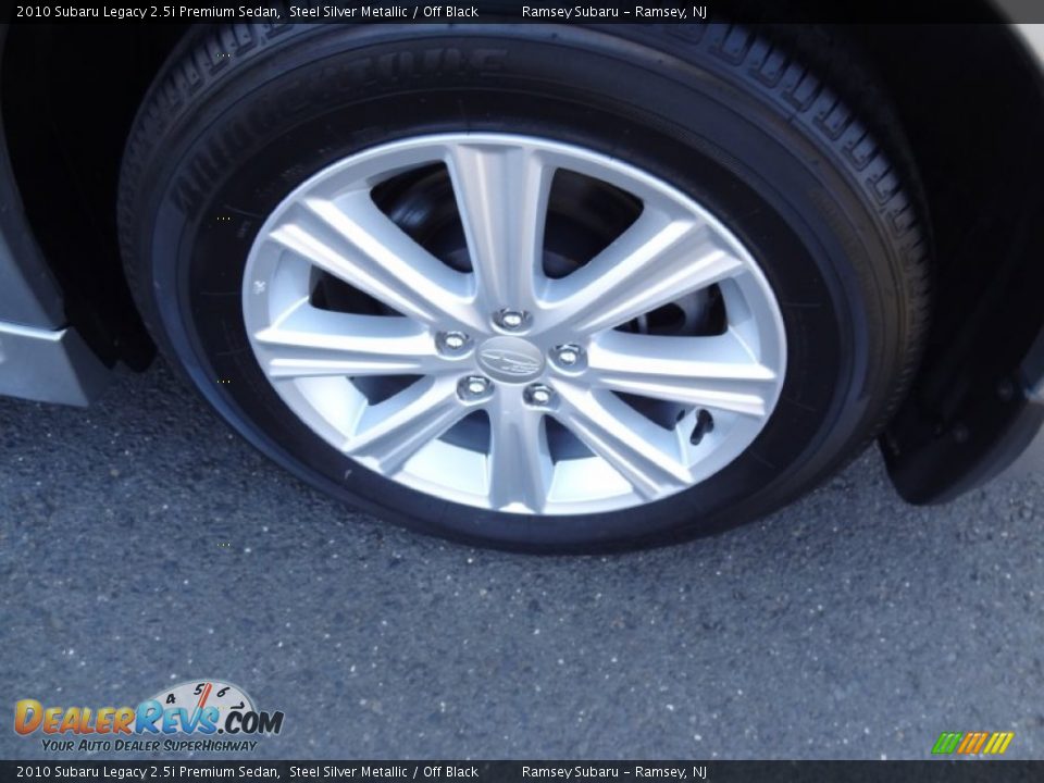 2010 Subaru Legacy 2.5i Premium Sedan Steel Silver Metallic / Off Black Photo #36
