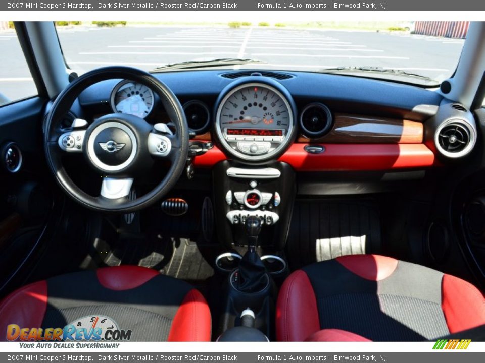 Dashboard of 2007 Mini Cooper S Hardtop Photo #9