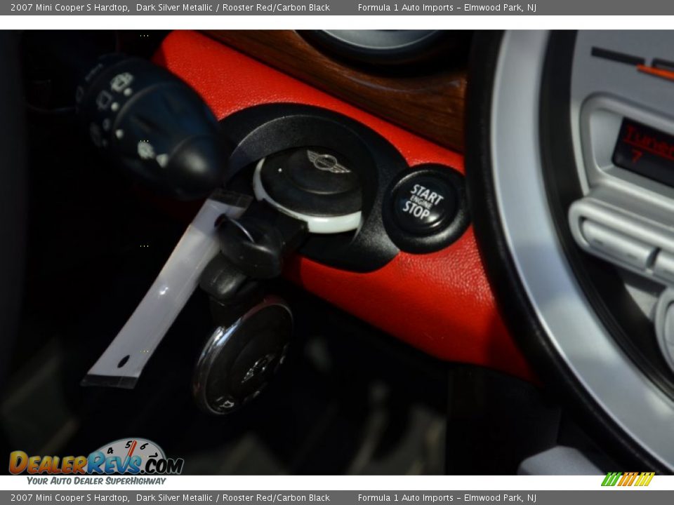 2007 Mini Cooper S Hardtop Dark Silver Metallic / Rooster Red/Carbon Black Photo #21