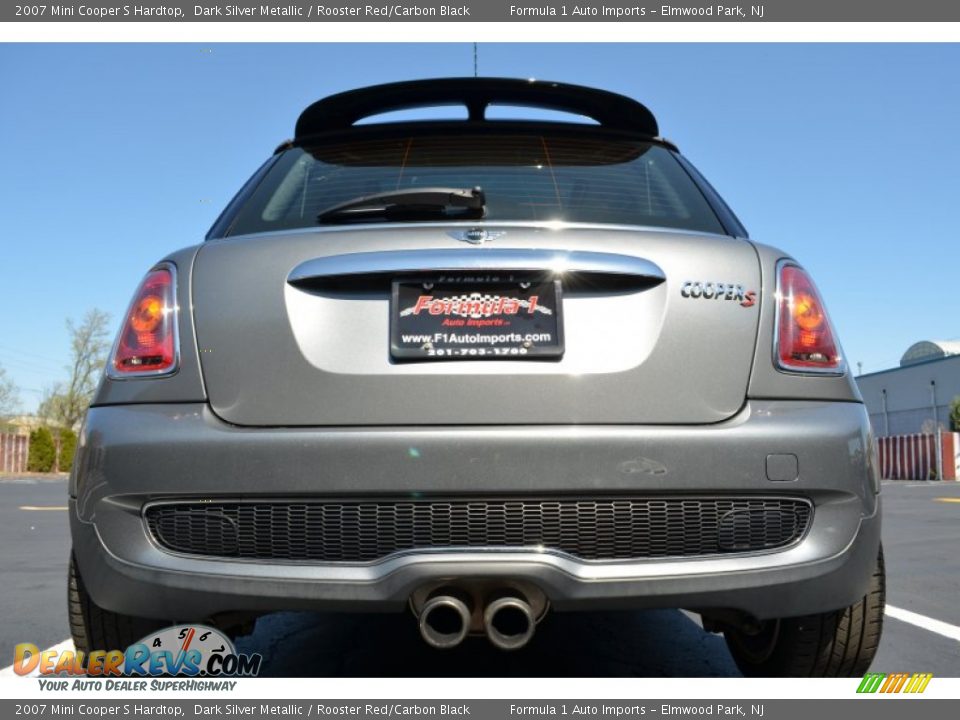 2007 Mini Cooper S Hardtop Dark Silver Metallic / Rooster Red/Carbon Black Photo #32