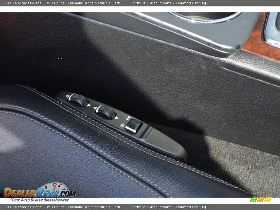 2010 Mercedes-Benz E 350 Coupe Diamond White Metallic / Black Photo #27