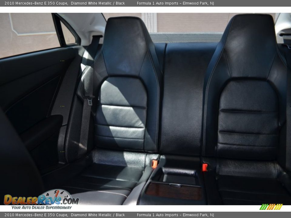 2010 Mercedes-Benz E 350 Coupe Diamond White Metallic / Black Photo #29