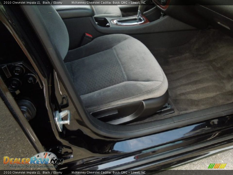 2010 Chevrolet Impala LS Black / Ebony Photo #18