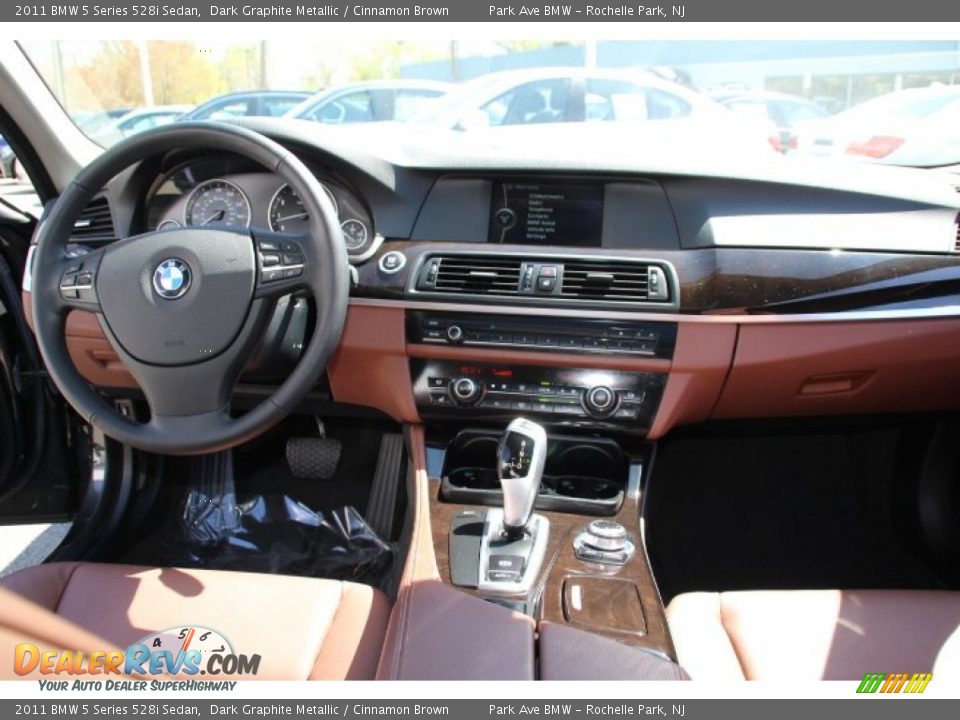 2011 BMW 5 Series 528i Sedan Dark Graphite Metallic / Cinnamon Brown Photo #13