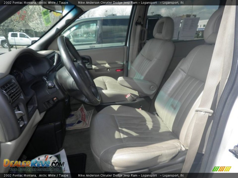 2002 Pontiac Montana Arctic White / Taupe Photo #4