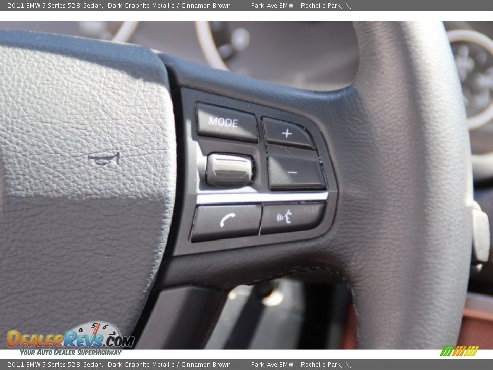 2011 BMW 5 Series 528i Sedan Dark Graphite Metallic / Cinnamon Brown Photo #18