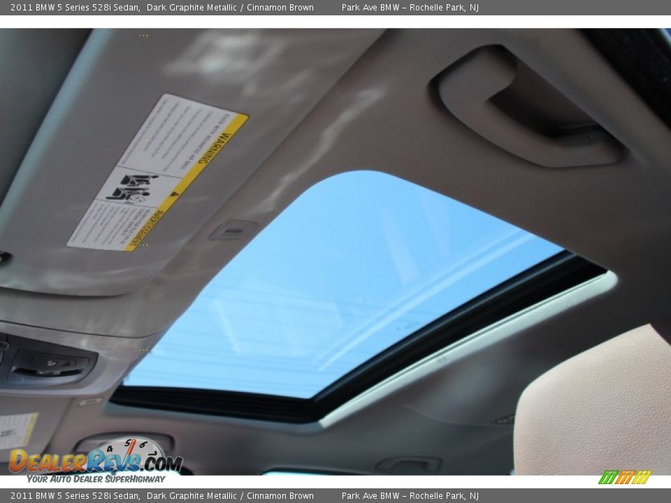 2011 BMW 5 Series 528i Sedan Dark Graphite Metallic / Cinnamon Brown Photo #20