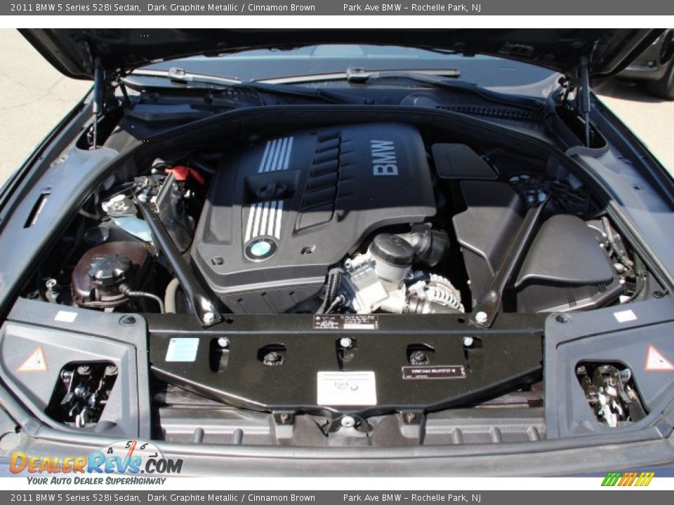 2011 BMW 5 Series 528i Sedan Dark Graphite Metallic / Cinnamon Brown Photo #29