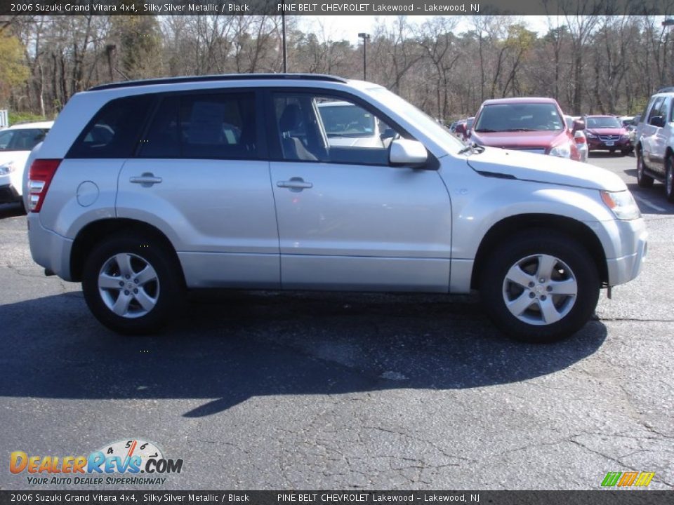2006 Suzuki Grand Vitara 4x4 Silky Silver Metallic / Black Photo #7