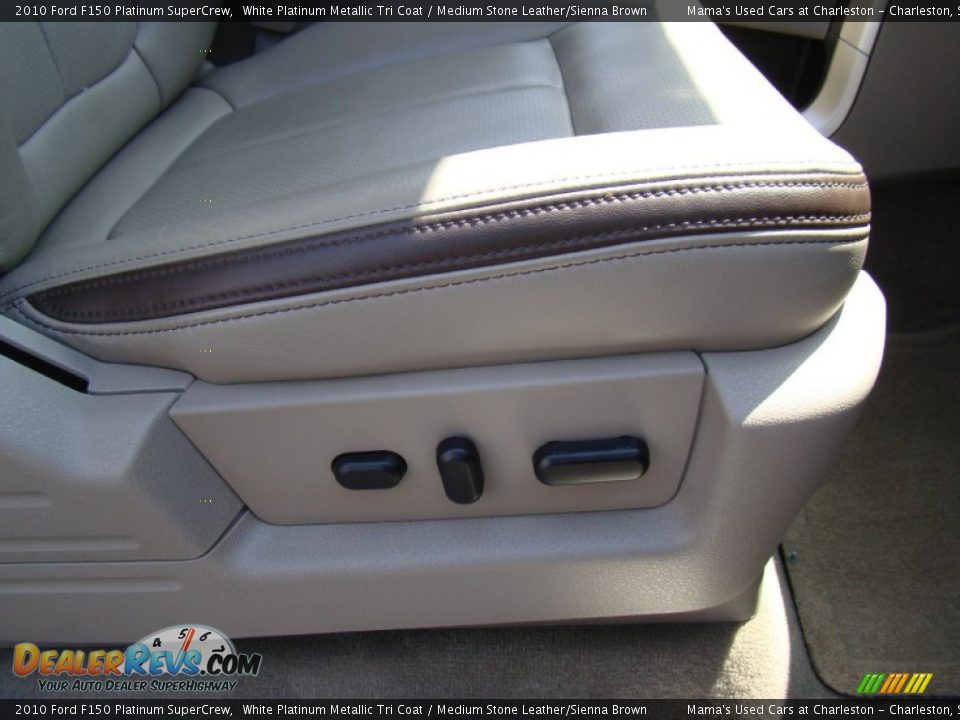2010 Ford F150 Platinum SuperCrew White Platinum Metallic Tri Coat / Medium Stone Leather/Sienna Brown Photo #17