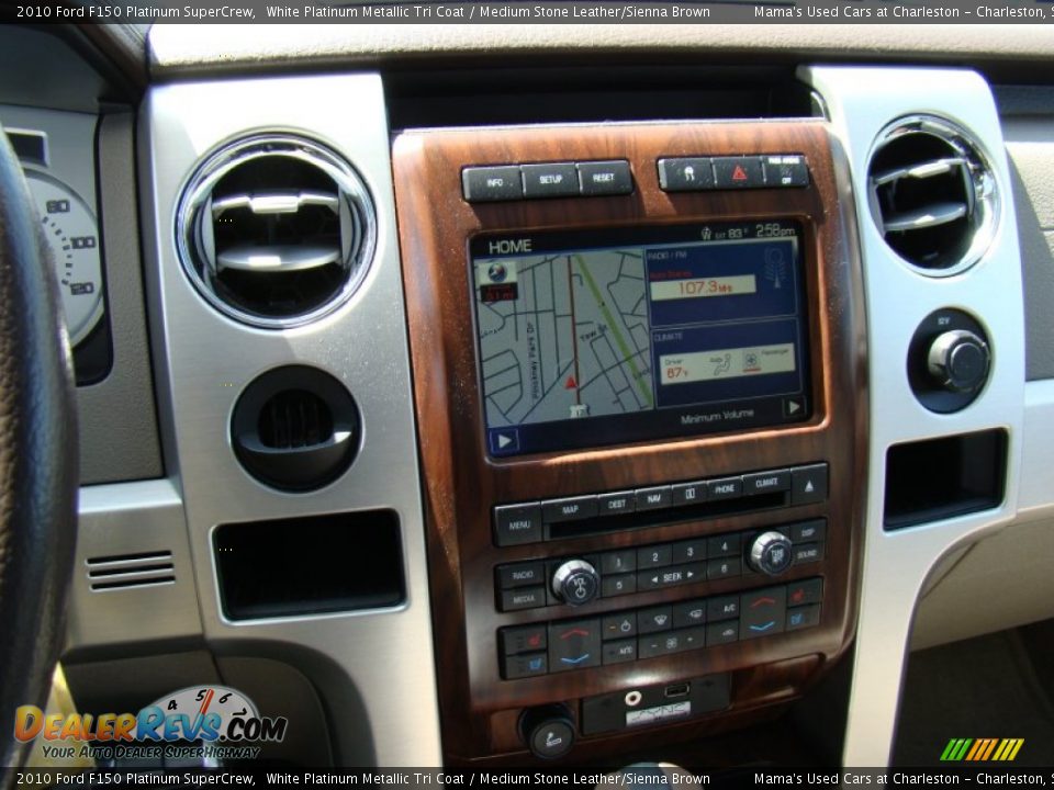 Controls of 2010 Ford F150 Platinum SuperCrew Photo #21