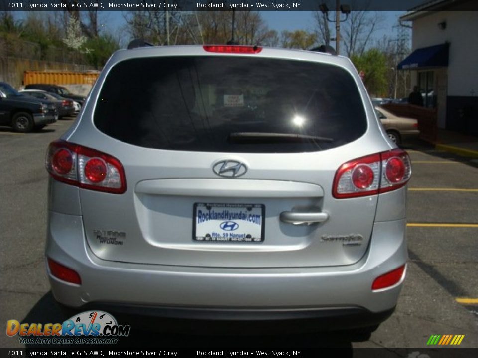 2011 Hyundai Santa Fe GLS AWD Moonstone Silver / Gray Photo #5