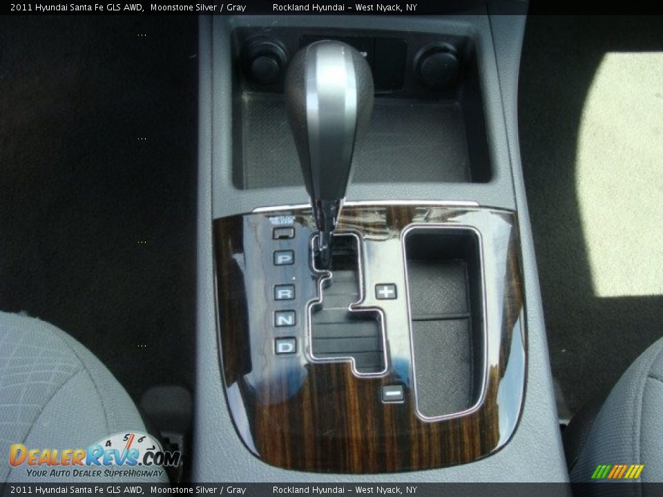 2011 Hyundai Santa Fe GLS AWD Moonstone Silver / Gray Photo #18