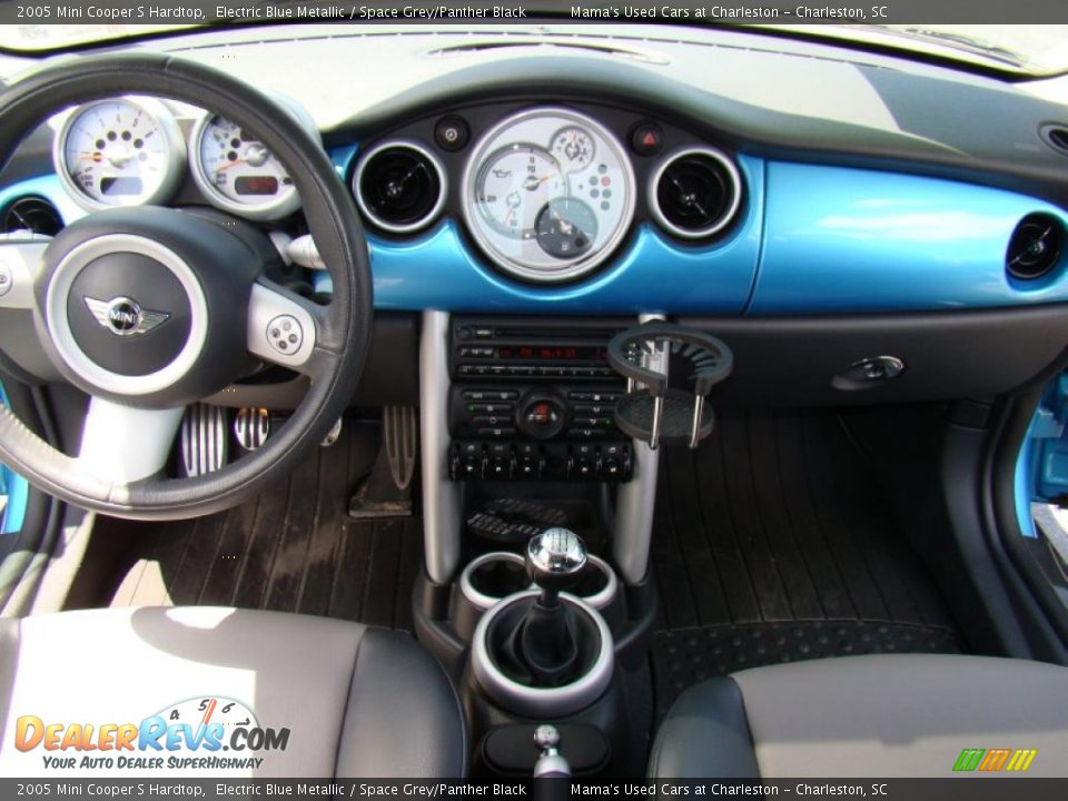 2005 Mini Cooper S Hardtop Electric Blue Metallic / Space Grey/Panther Black Photo #11