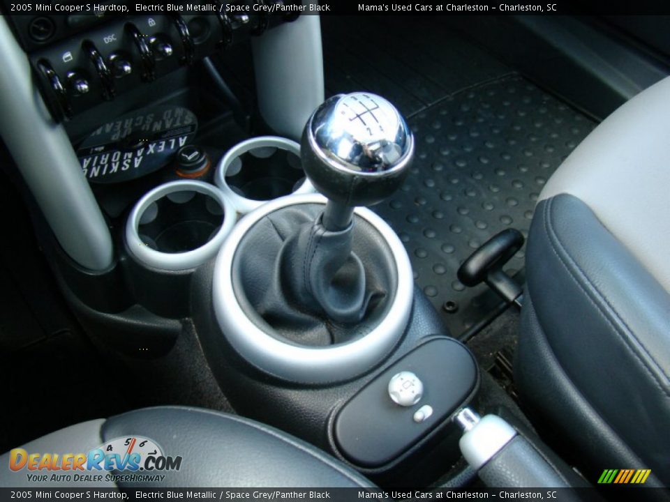 2005 Mini Cooper S Hardtop Electric Blue Metallic / Space Grey/Panther Black Photo #14