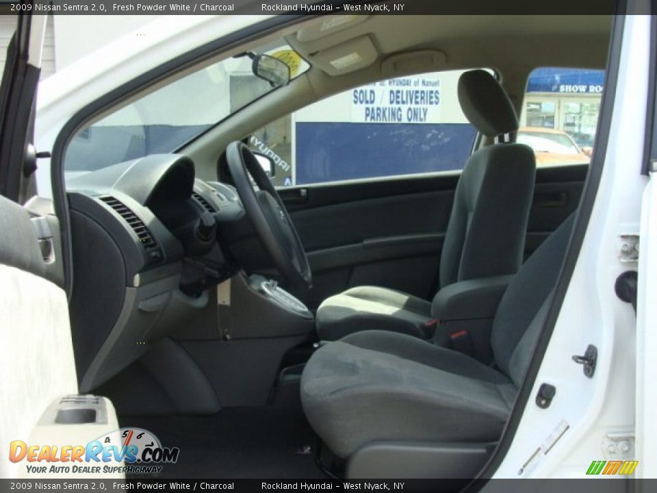 2009 Nissan Sentra 2.0 Fresh Powder White / Charcoal Photo #10