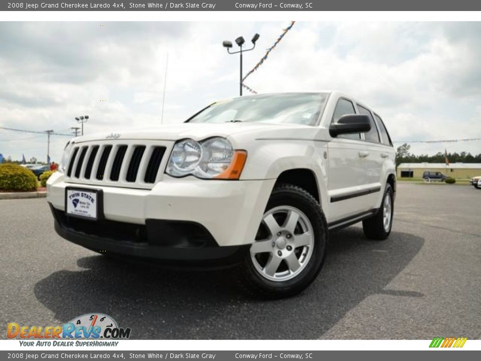 2008 Jeep Grand Cherokee Laredo 4x4 Stone White / Dark Slate Gray Photo #1