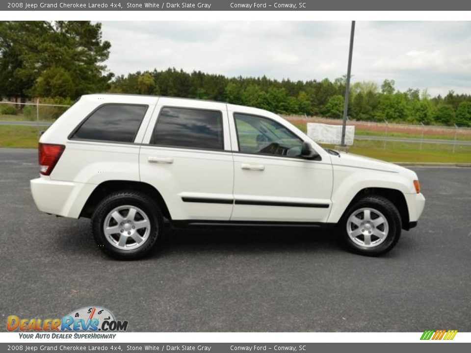 2008 Jeep Grand Cherokee Laredo 4x4 Stone White / Dark Slate Gray Photo #4