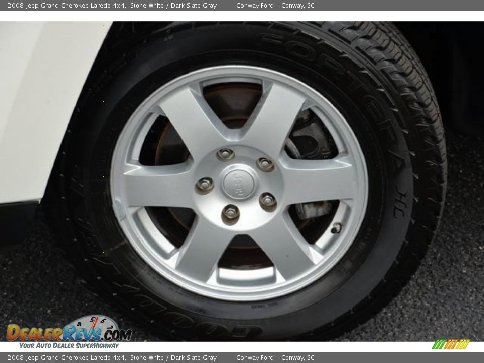 2008 Jeep Grand Cherokee Laredo 4x4 Stone White / Dark Slate Gray Photo #9