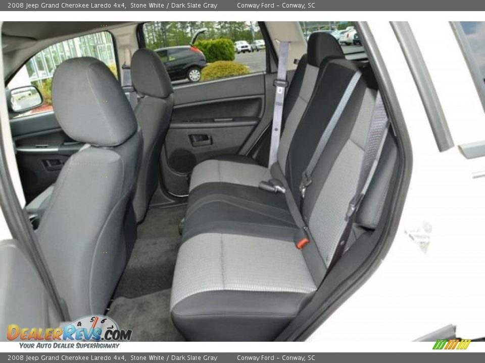 2008 Jeep Grand Cherokee Laredo 4x4 Stone White / Dark Slate Gray Photo #12