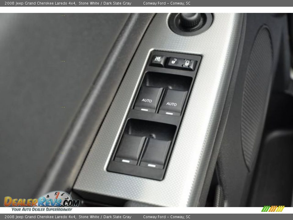 2008 Jeep Grand Cherokee Laredo 4x4 Stone White / Dark Slate Gray Photo #21