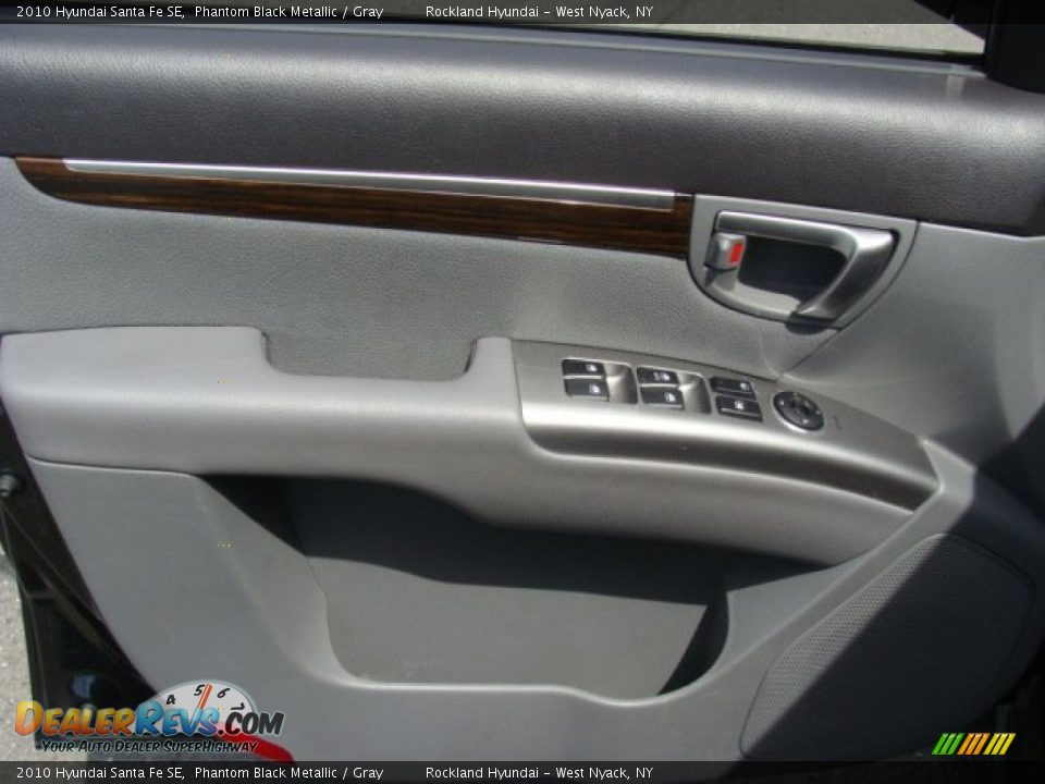 2010 Hyundai Santa Fe SE Phantom Black Metallic / Gray Photo #7