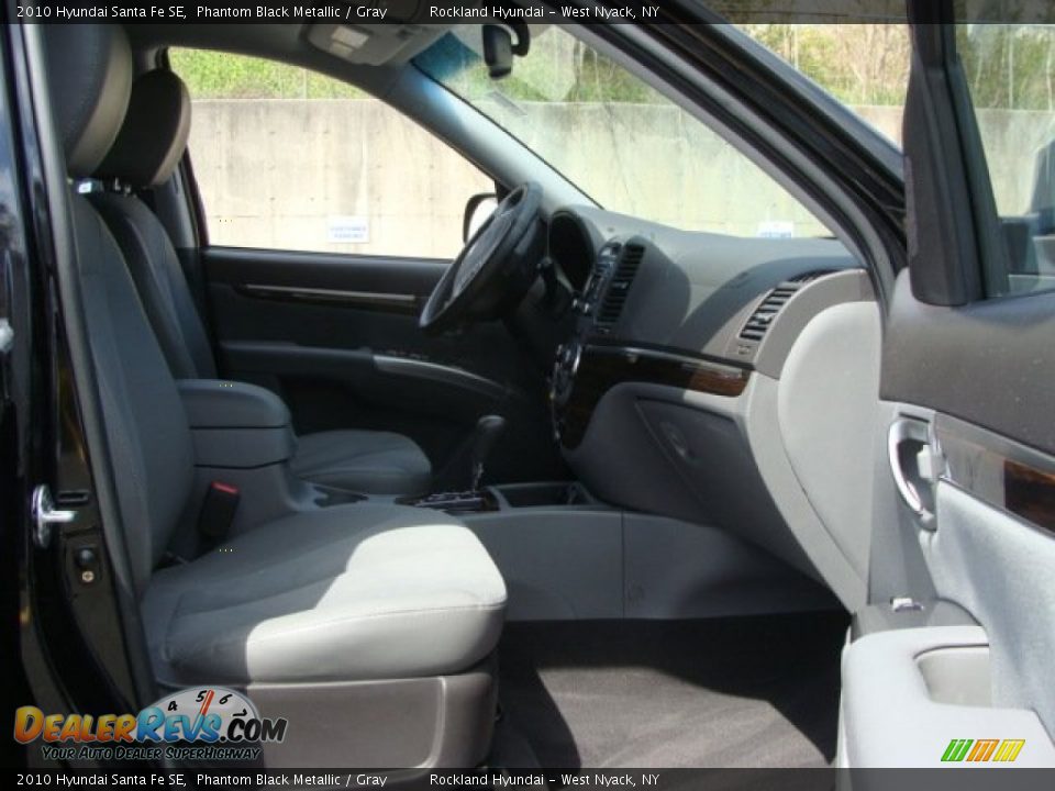 2010 Hyundai Santa Fe SE Phantom Black Metallic / Gray Photo #25