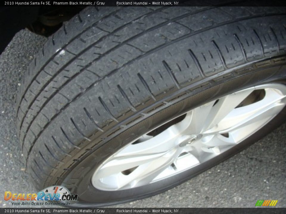 2010 Hyundai Santa Fe SE Phantom Black Metallic / Gray Photo #27