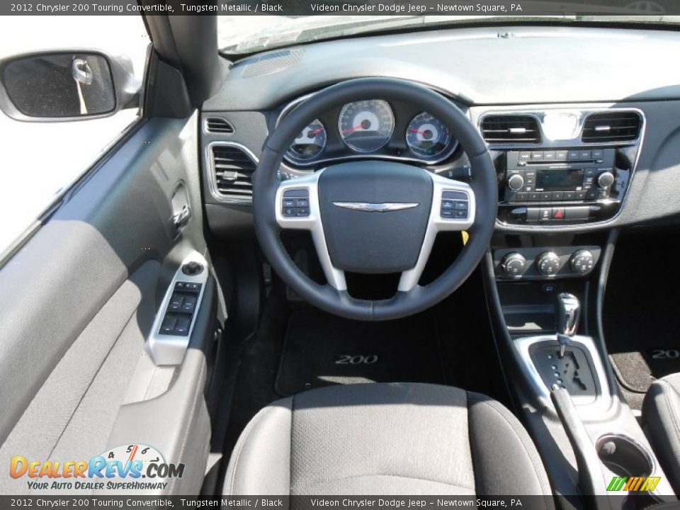 2012 Chrysler 200 Touring Convertible Tungsten Metallic / Black Photo #18