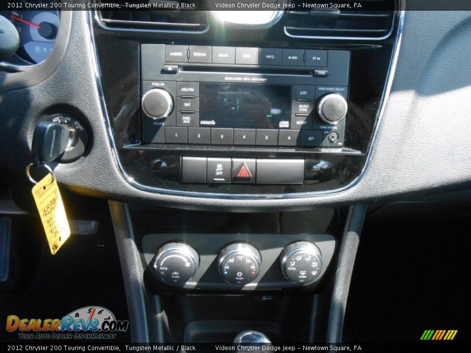 2012 Chrysler 200 Touring Convertible Tungsten Metallic / Black Photo #22