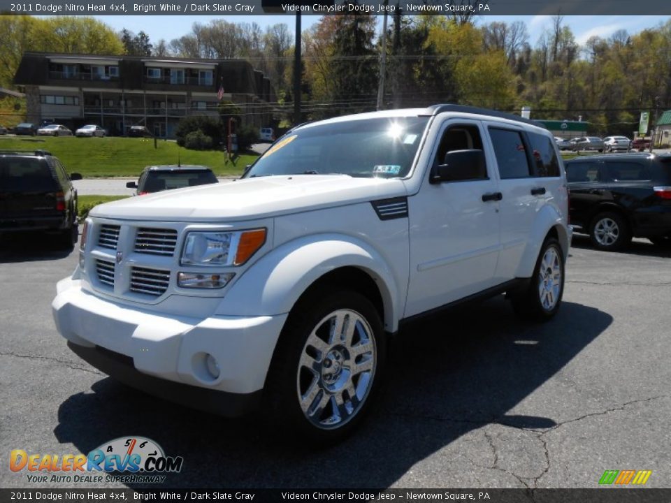 2011 Dodge Nitro Heat 4x4 Bright White / Dark Slate Gray Photo #3