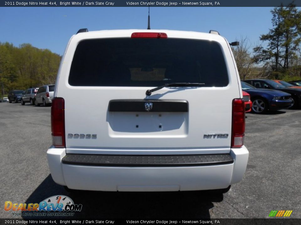 2011 Dodge Nitro Heat 4x4 Bright White / Dark Slate Gray Photo #6