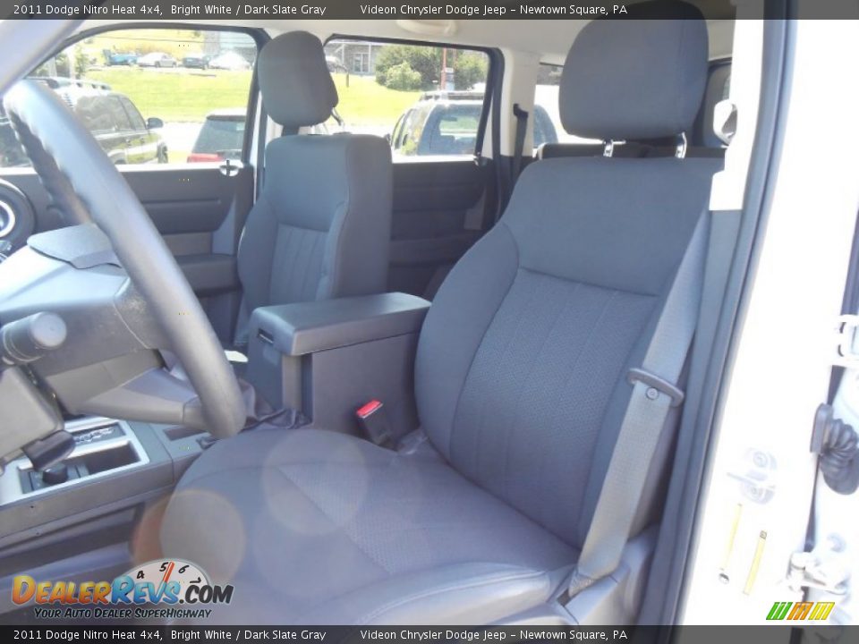 2011 Dodge Nitro Heat 4x4 Bright White / Dark Slate Gray Photo #11
