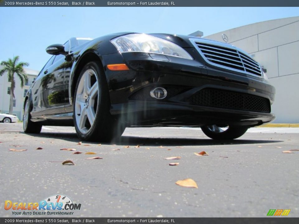 2009 Mercedes-Benz S 550 Sedan Black / Black Photo #9