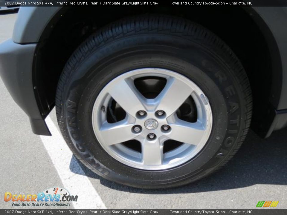 2007 Dodge Nitro SXT 4x4 Inferno Red Crystal Pearl / Dark Slate Gray/Light Slate Gray Photo #4