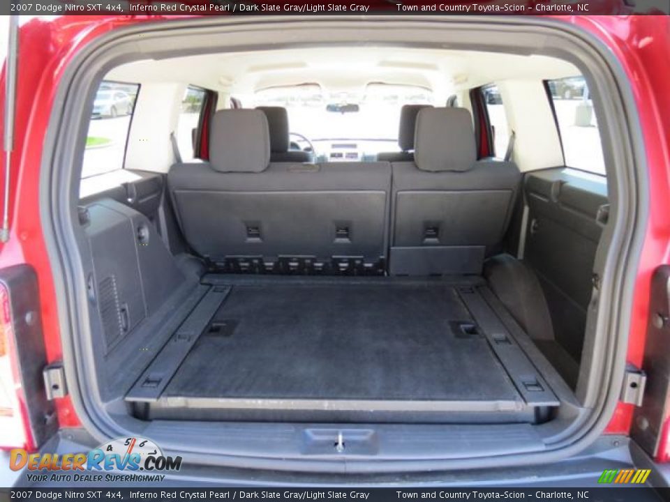 2007 Dodge Nitro SXT 4x4 Inferno Red Crystal Pearl / Dark Slate Gray/Light Slate Gray Photo #25