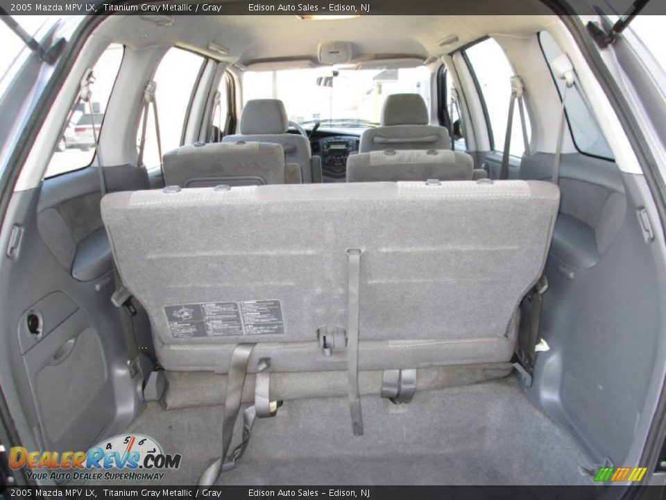 2005 Mazda MPV LX Titanium Gray Metallic / Gray Photo #26