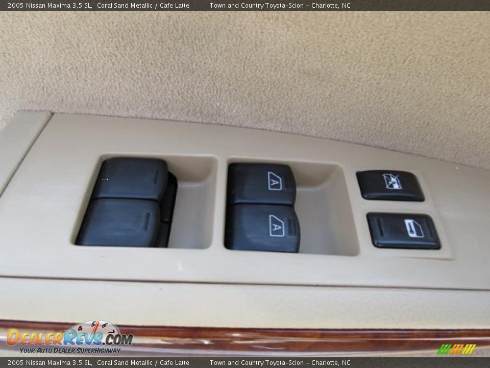 2005 Nissan Maxima 3.5 SL Coral Sand Metallic / Cafe Latte Photo #11