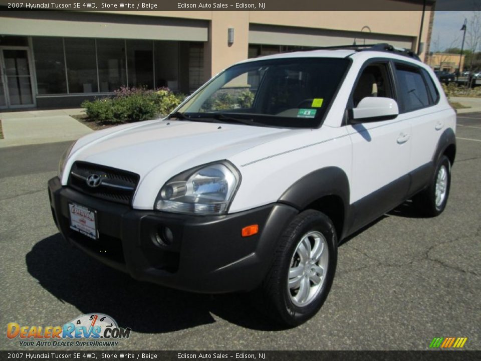 2007 Hyundai Tucson SE 4WD Stone White / Beige Photo #2