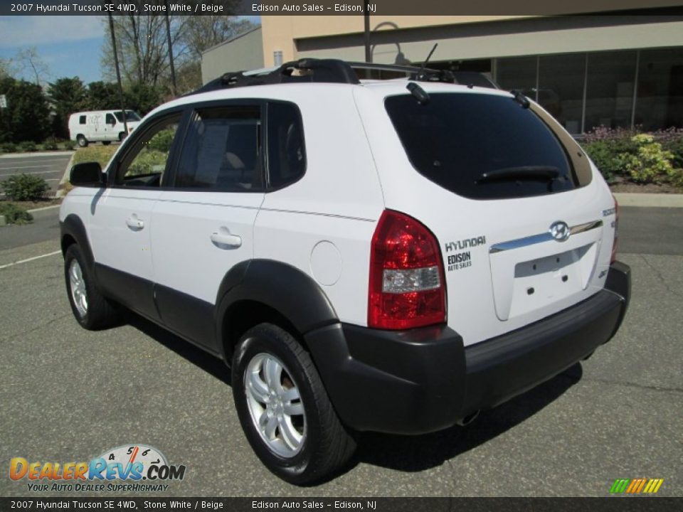 2007 Hyundai Tucson SE 4WD Stone White / Beige Photo #5