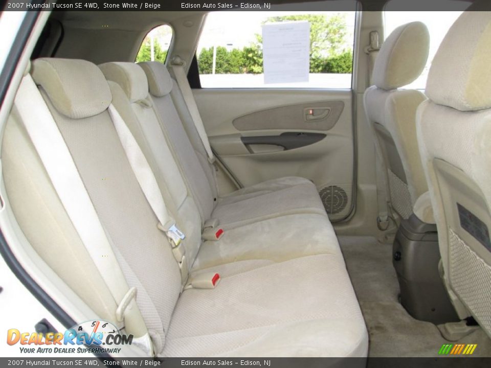 2007 Hyundai Tucson SE 4WD Stone White / Beige Photo #18
