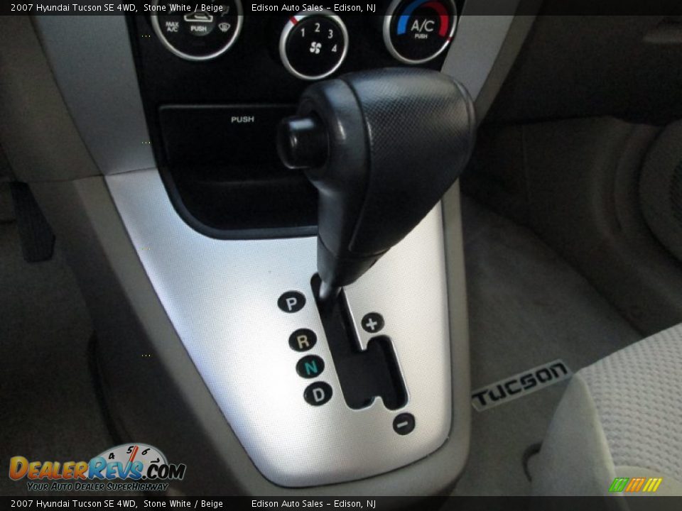 2007 Hyundai Tucson SE 4WD Stone White / Beige Photo #20