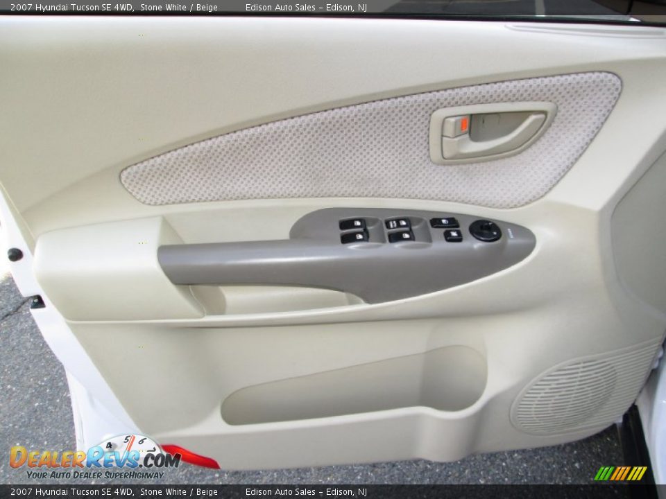 2007 Hyundai Tucson SE 4WD Stone White / Beige Photo #25